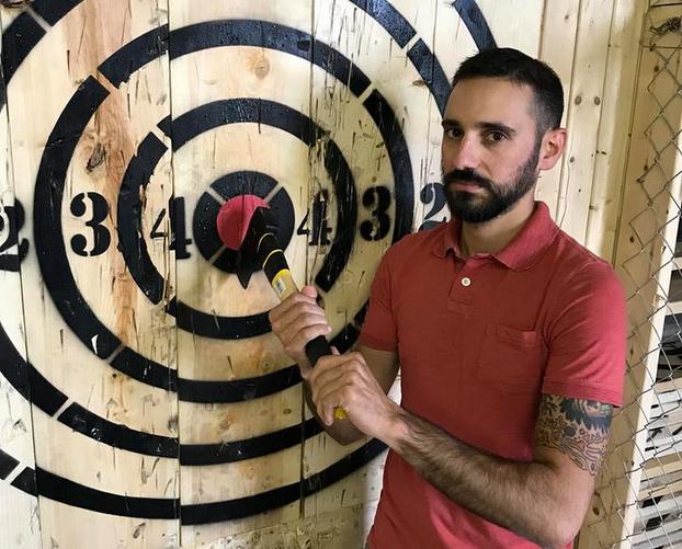 Ax throwing