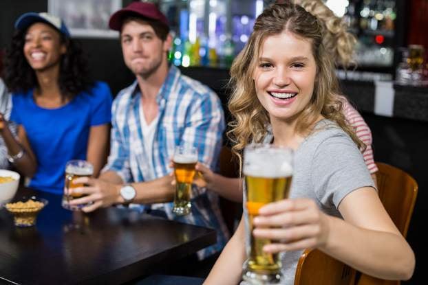 women beer drinking stats