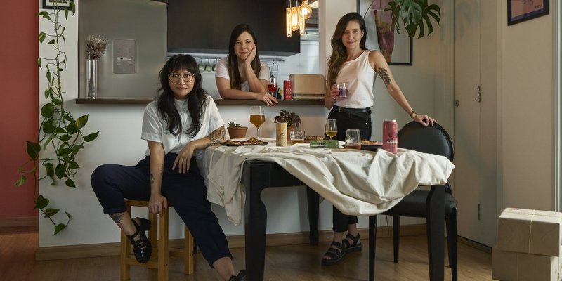 Japas Cervejaria Co-Founders Maíra Kimura, Yumi Shimada, and Fernanda Ueno