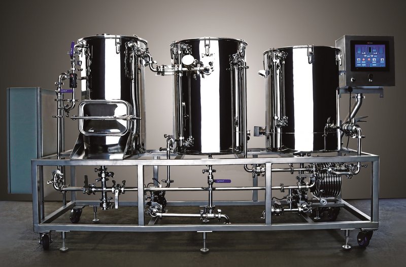 1-BBL-BREWING-SYSTEM-FROM-STOUT-TANKS-AND-KETTLES-dark-background
